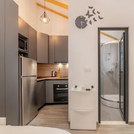 Modesty Apartment *
